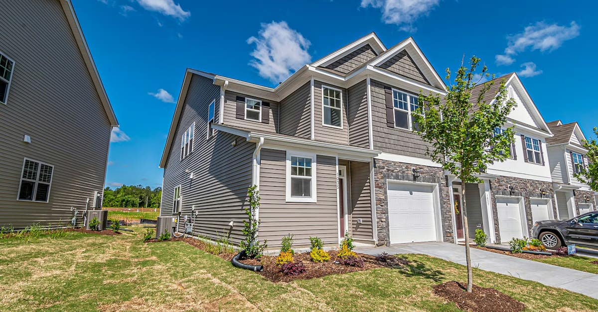 How to Grow Your Virtual Assistant Business with Virtual Staging